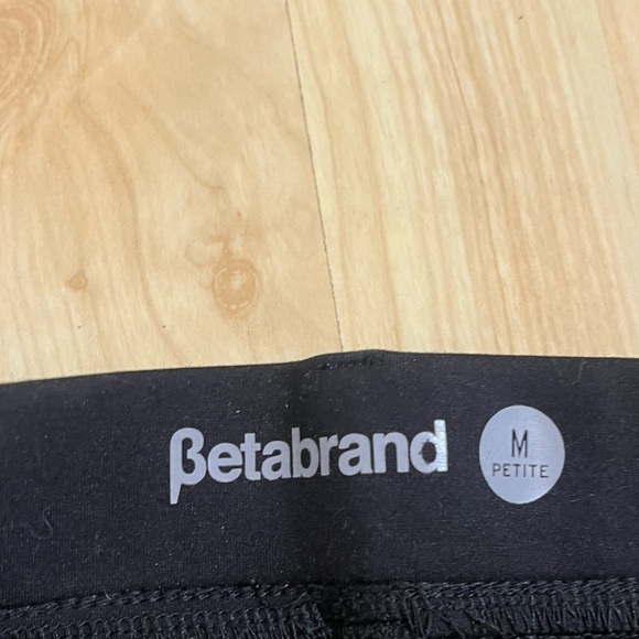 Betabrand Womens Black Cuffed Capri Pants Size MP - Picture 5 of 5